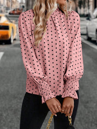 Thumbnail for Blusa Rosa de Lunares: Un Toque de Diversión y Elegancia