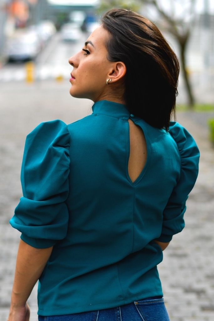 Blusa Turquesa de Mangas al Codo