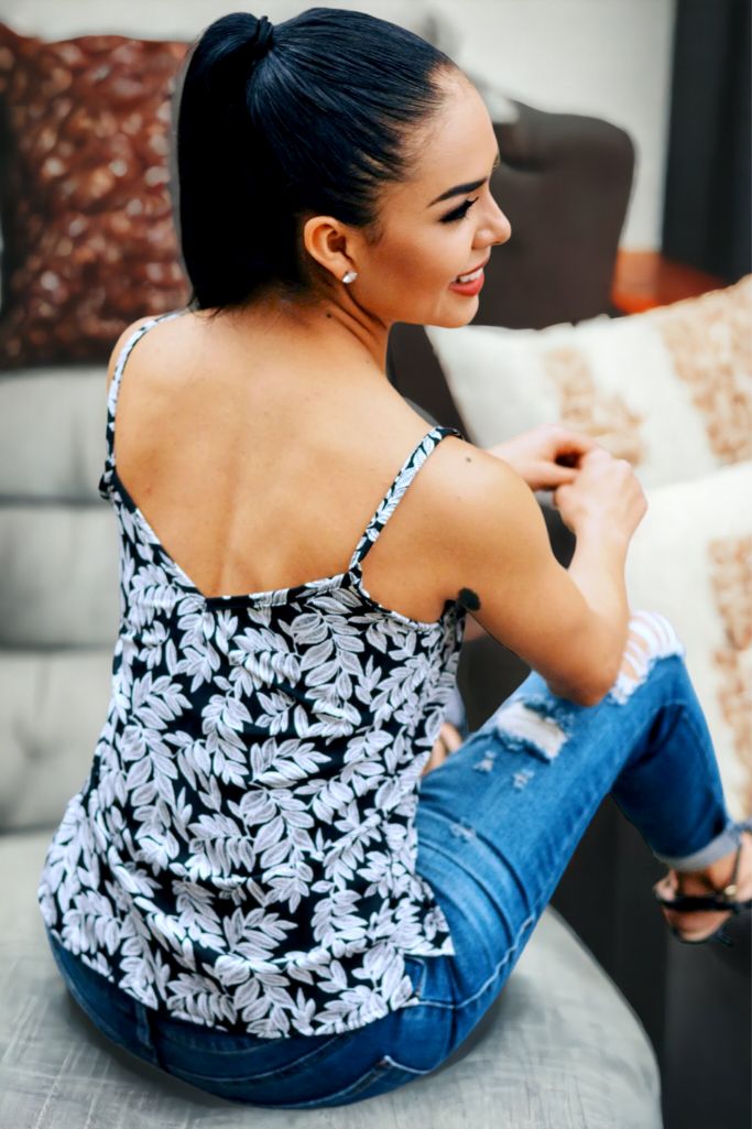 Blusa de Tirantes Estampado de Hojitas