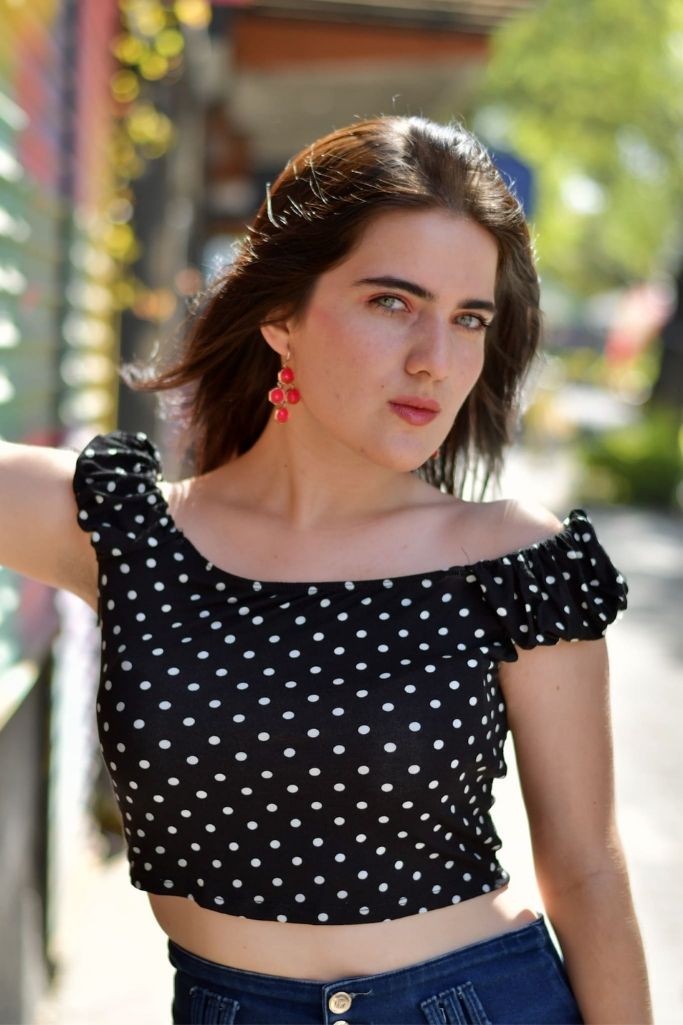 Crop Top Negro de Puntos Polka