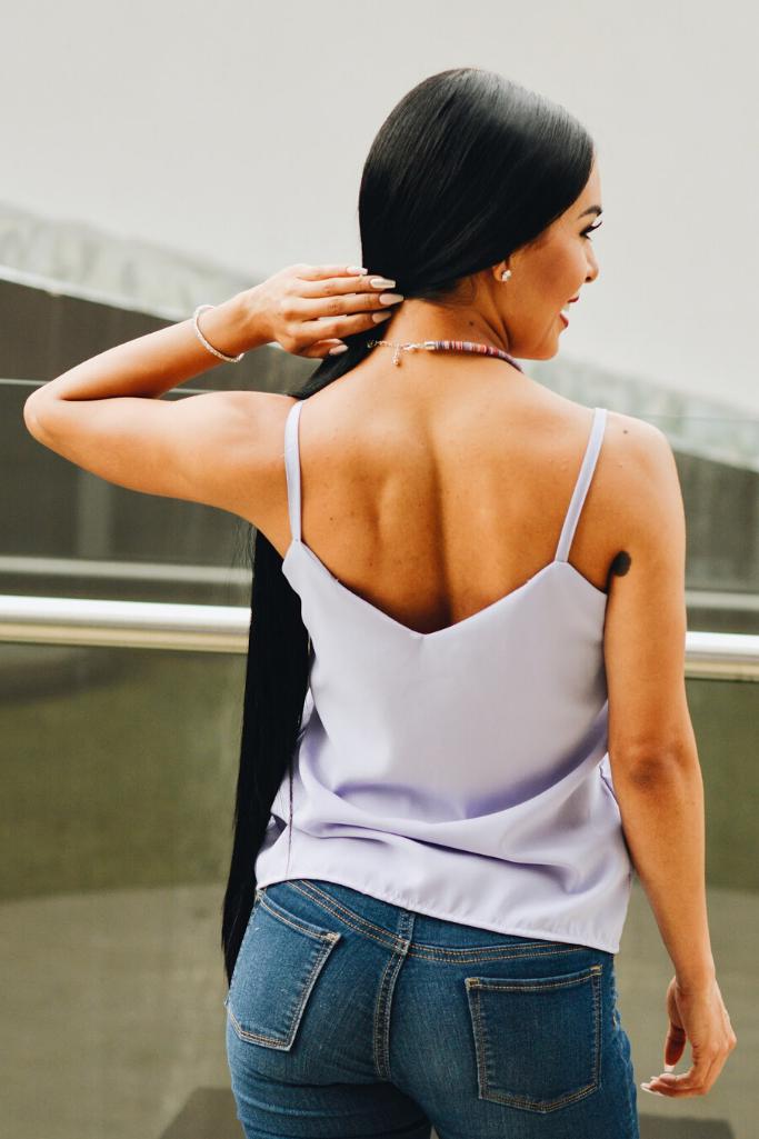 Blusa de Vuelitos y Tirantes Lila-Dresscode502