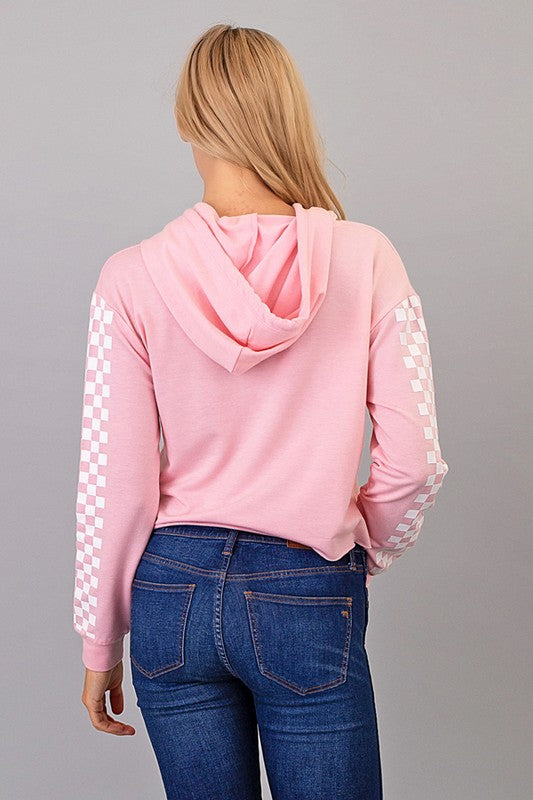 Hoodie Rosa con Detalle Print en Mangas
