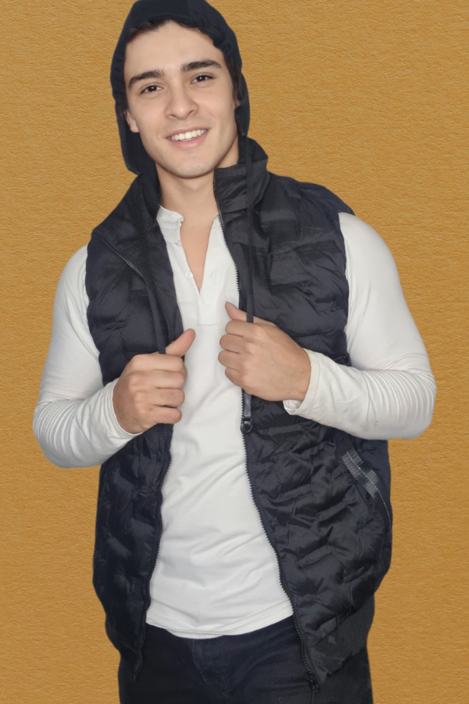 Chaleco Full Black Relieve con Capucha