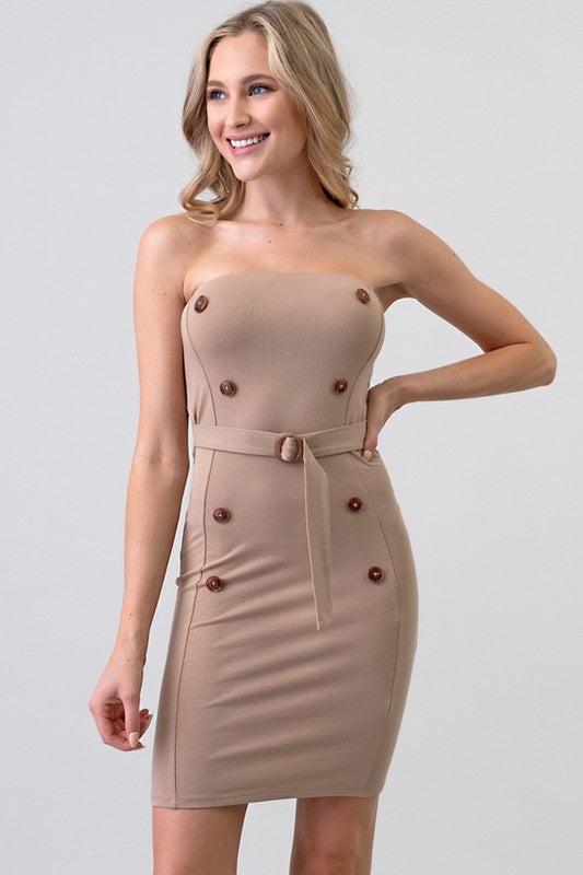 Vestido Strapless Nude con Detalles de Botones