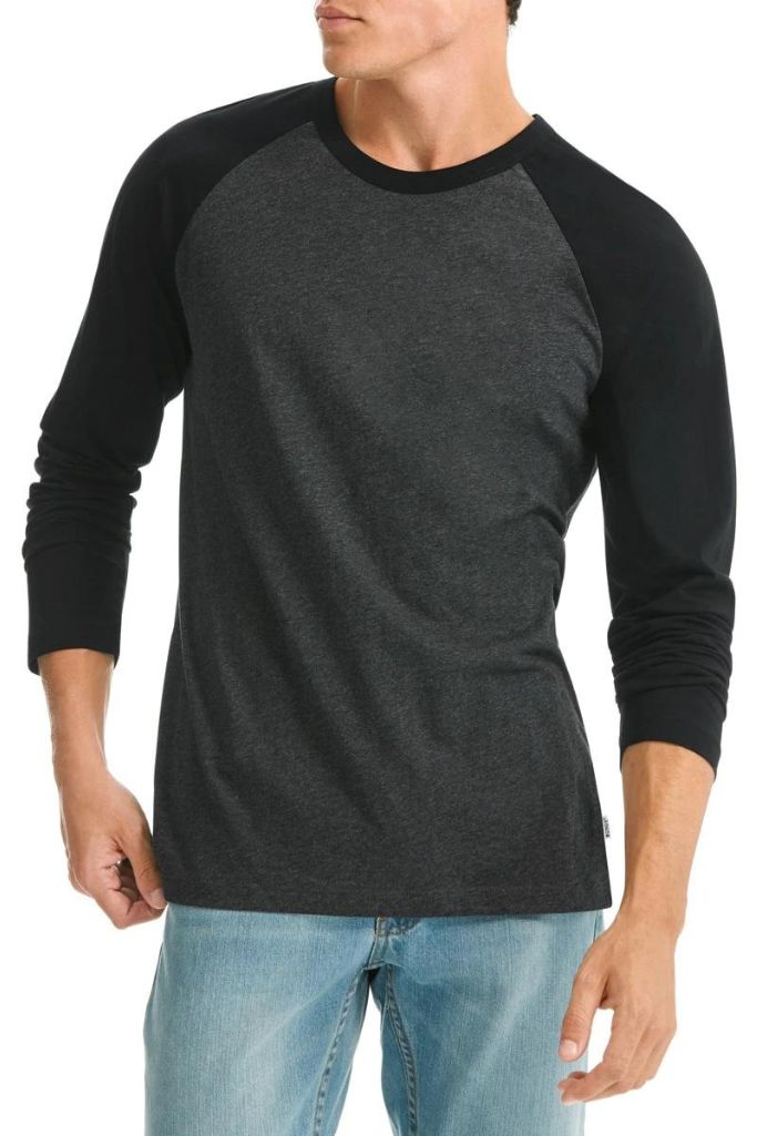 Beisbolera manga larga con cuerpo Oxford y mangas negras