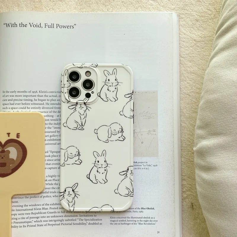 Estuche de Iphone 14 de Silicona Liquida con Print de Conejos